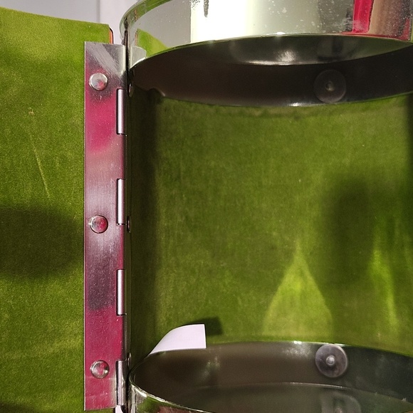 Prezzo Girl Cylinder Green Diva Jeweled Clasp Glam Queen Purse Tween - Picture 5 of 10